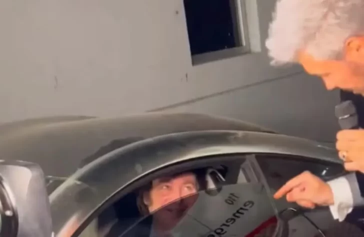 Cuánto cuesta el auto “sucio” con el que Javier Milei buscó a Fátima Flórez Cuánto cuesta el auto “sucio” con el que Javier Milei buscó a Fátima Flórez