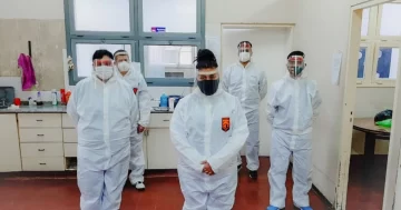 Testearon a los abuelos de la Residencia Eva Duarte de Perón Testearon a los abuelos de la Residencia Eva Duarte de Perón