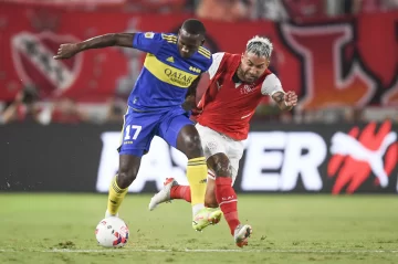 La lluvia terminó aguando el empate en dos goles entre Independiente y Boca La lluvia terminó aguando el empate en dos goles entre Independiente y Boca