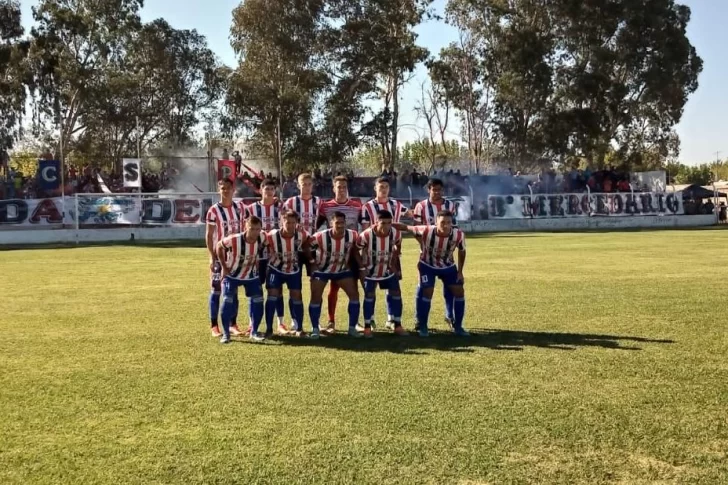Peñarol derrotó a Estudiantes de San Luis en Chimbas y obtuvo su primera victoria