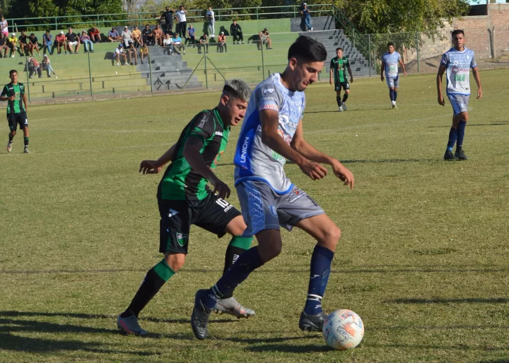 Unión empató con San Martín y sigue mandando, pero ahora por solo un punto Unión empató con San Martín y sigue mandando, pero ahora por solo un punto