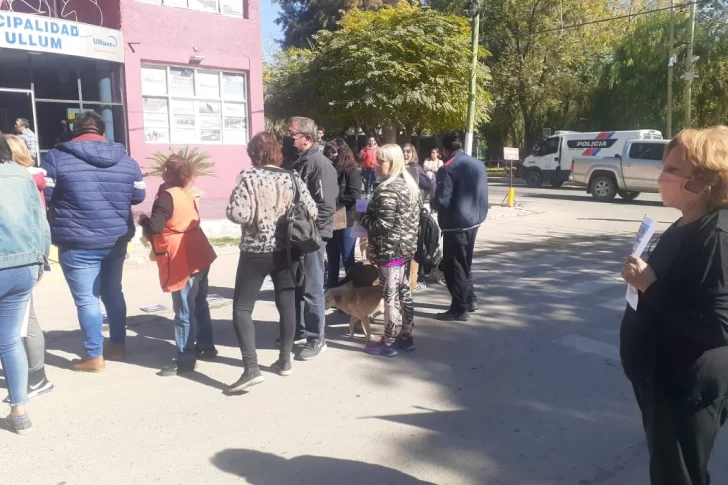 “Luto” Molina denunció que proteccionistas hicieron un escrache “en la cara de mis hijos”