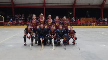 UVT ganó a domicilio y estiró la ventaja en el hockey femenino UVT ganó a domicilio y estiró la ventaja en el hockey femenino