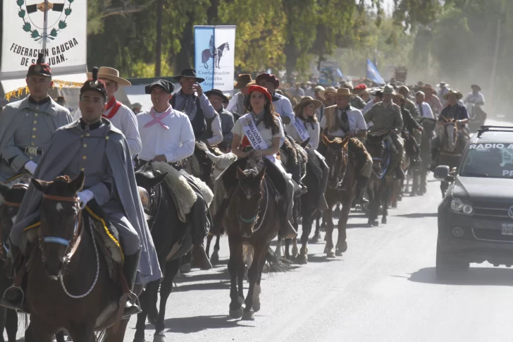 Las mejores fotos del inicio de la Cabalgata de la Fe