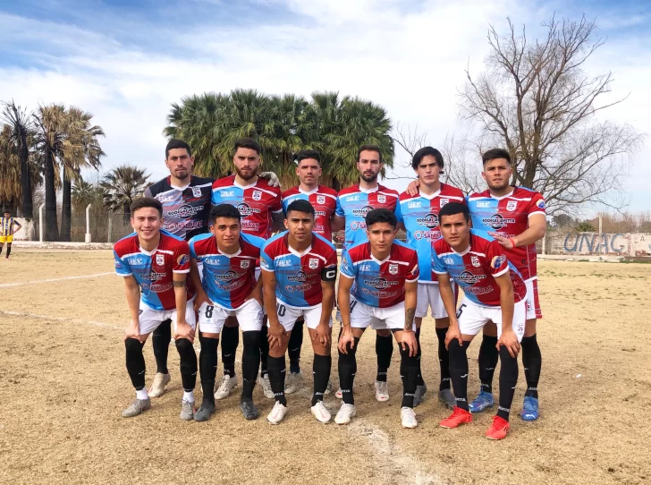 Cinco partidos le dieron continuidad a la primera fecha del fútbol local Cinco partidos le dieron continuidad a la primera fecha del fútbol local