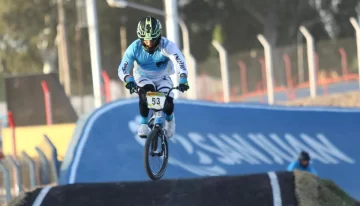 Llenas de velocidad, las postales del BMX en San Juan Llenas de velocidad, las postales del BMX en San Juan