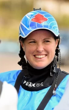 Una múltiple campeona mundial de kayak, asombrada con el paisaje del dique de Ullum Una múltiple campeona mundial de kayak, asombrada con el paisaje del dique de Ullum