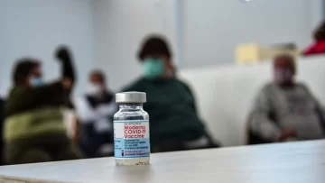 Ya vacunaron a 10.707 personas con segundas dosis que aceptaron la combinación con Moderna Ya vacunaron a 10.707 personas con segundas dosis que aceptaron la combinación con Moderna