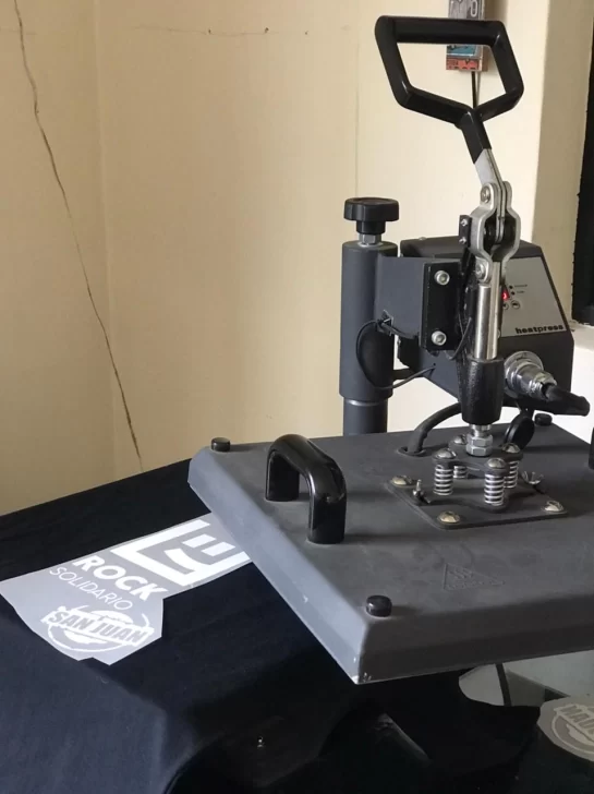 Abre un estudio creativo para potenciar la economía solidaria Abre un estudio creativo para potenciar la economía solidaria