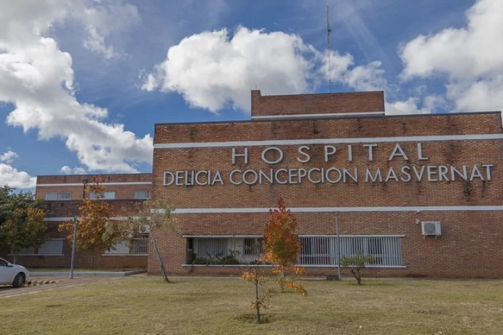 Un nene de 8 años murió luego de enchufar el cargador del celular