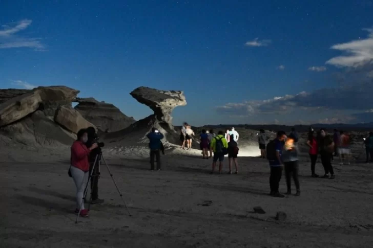 Todos los detalles del recorrido por Ischigualasto a la luz de la luna