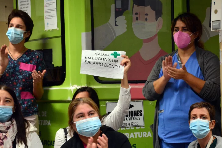 Reportan 27 muertos y 2.965 nuevos contagios de coronavirus en la Argentina