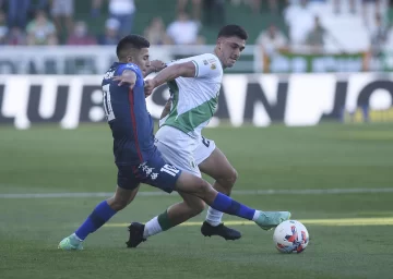 Banfield festejó un triunfo con remontada incluida frente a Vélez Banfield festejó un triunfo con remontada incluida frente a Vélez