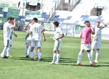 Desamparados tuvo otra tarde negra y se hundió en la zona roja