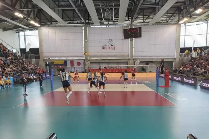 Candelaria Herrera fue la máxima anotadora en el primer amistoso de Las Panteras previo al Mundial