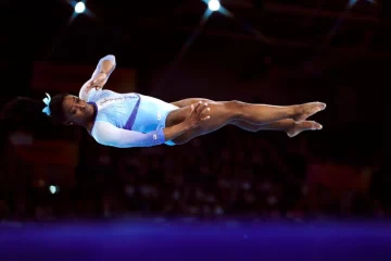 Simone Biles hizo un increíble salto y no le pusieron 10 para evitar que la imiten Simone Biles hizo un increíble salto y no le pusieron 10 para evitar que la imiten