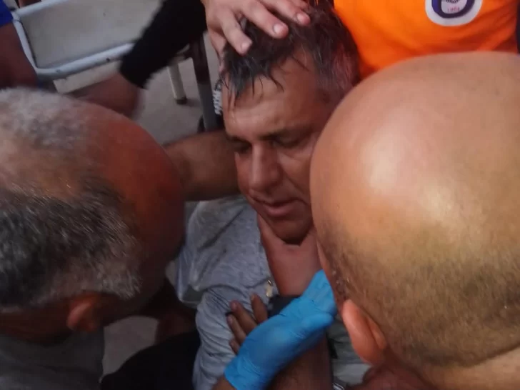 Golpes y pedradas contra el plantel de Unión en Ullum Golpes y pedradas contra el plantel de Unión en Ullum