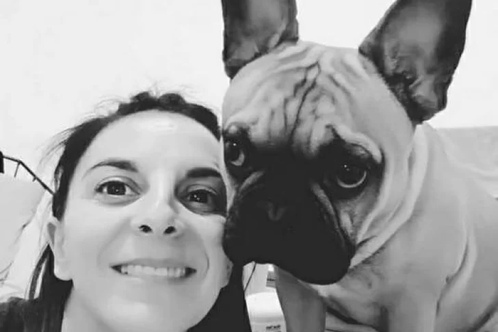 La familia de Melina pide ayuda para afrontar el tratamiento de su perrito: “Un milagro de amor”