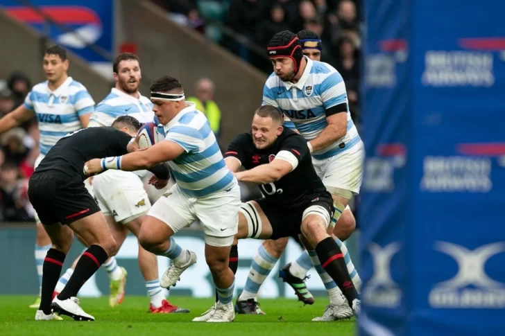 Los Pumas descienden al décimo lugar tras la derrota frente a Inglaterra