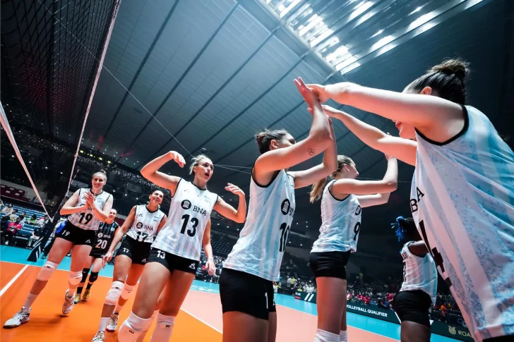 Los 15 puntos de Candelaria Herrera no alcanzaron y Las Panteras cayeron en el debut Los 15 puntos de Candelaria Herrera no alcanzaron y Las Panteras cayeron en el debut