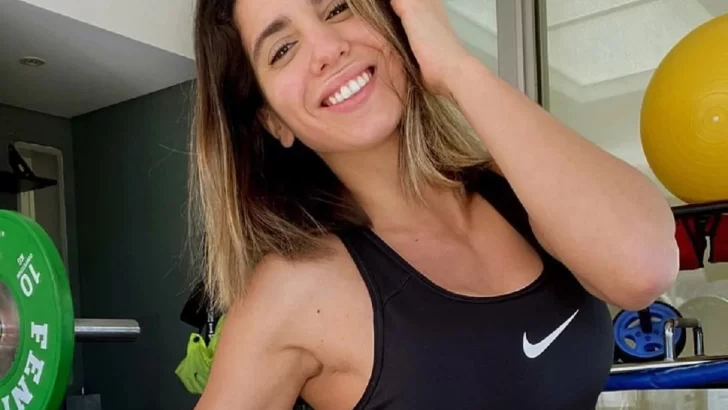 Cinthia Fernández se lastimó en el gimnasio y mostró cómo le quedó la mano Cinthia Fernández se lastimó en el gimnasio y mostró cómo le quedó la mano