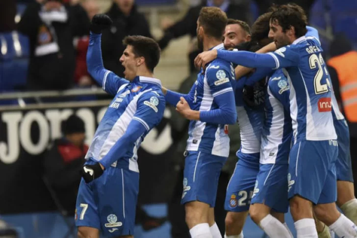 Espanyol le dio un golpe agónico al Real Madrid