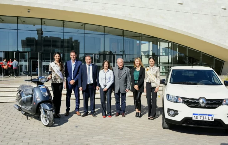 Seis meses después de la FNS, las soberanas del Sol recibieron sus premios Seis meses después de la FNS, las soberanas del Sol recibieron sus premios