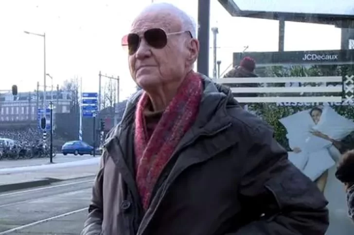 Era sacerdote pero decidió dejar los hábitos y dedicarse a ser actor porno