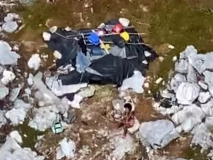 Tres cubanos sobrevivieron 30 días tras un naufragio comiendo cocos, ratas y caracoles Tres cubanos sobrevivieron 30 días tras un naufragio comiendo cocos, ratas y caracoles