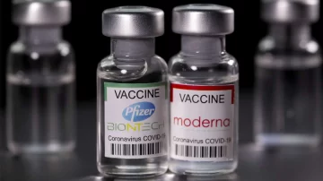 Dos nuevos estudios revelan que la vacuna de Moderna es más eficaz que la de Pfizer contra la Delta