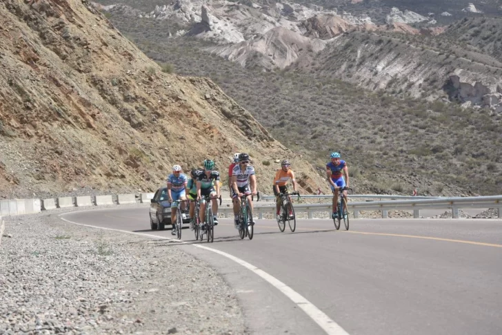 Ponen a disposición colectivos gratuitos para ver las finales de las etapas de la Vuelta