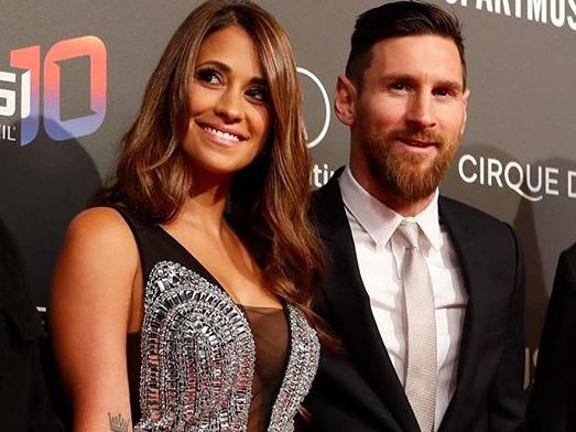 Antonela Roccuzzo rompió corazones en las redes sociales Antonela Roccuzzo rompió corazones en las redes sociales