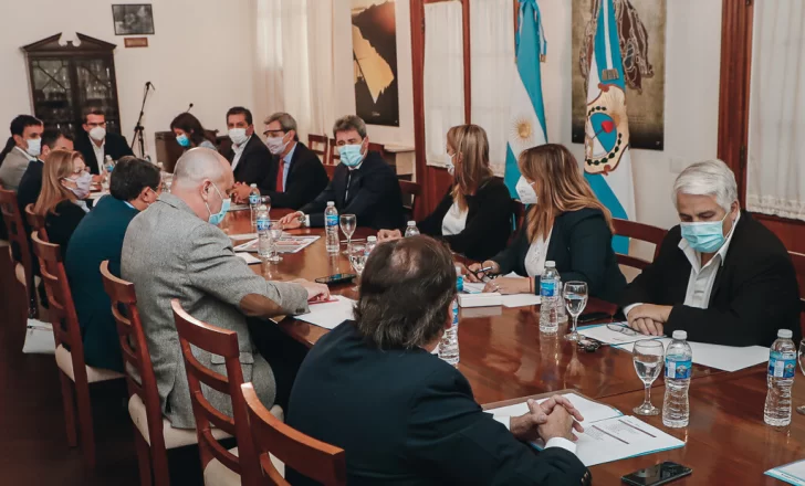 Extremar controles sin volver a Fase I, conclusiones de una extensa reunión de Gabinete Extremar controles sin volver a Fase I, conclusiones de una extensa reunión de Gabinete