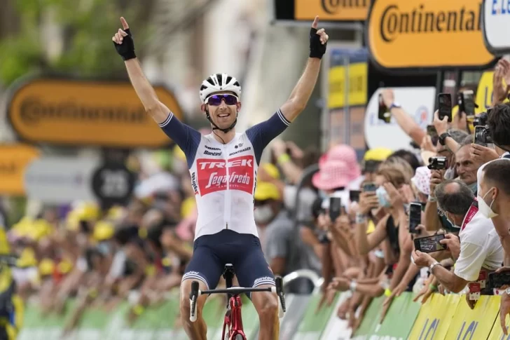 Mollema ganó la etapa 14 y Pogacar sigue líder Mollema ganó la etapa 14 y Pogacar sigue líder