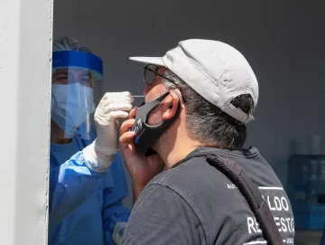 En la puerta de 22.000 contagiados en total, no se registraron muertes en las últimas 24 horas En la puerta de 22.000 contagiados en total, no se registraron muertes en las últimas 24 horas