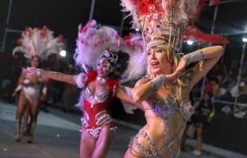 El Carnaval de Chimbas bajó el telón ante 20 mil sanjuaninos El Carnaval de Chimbas bajó el telón ante 20 mil sanjuaninos