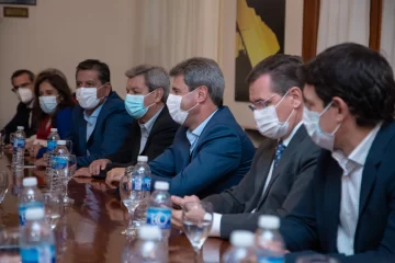 Uñac le pidió al Gabinete cercanía con la gente y celeridad en la resolución de problemas Uñac le pidió al Gabinete cercanía con la gente y celeridad en la resolución de problemas