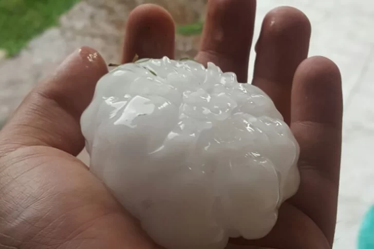Los sanjuaninos que vacacionan en Carlos Paz, sorprendidos por una impresionante granizada