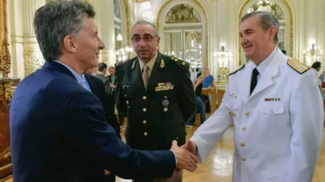 El Gobierno evalúa cambiar la cúpula de la Armada El Gobierno evalúa cambiar la cúpula de la Armada