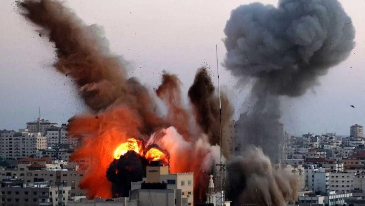 Israel redobló sus ataques en Gaza mientras diplomáticos buscan una tregua