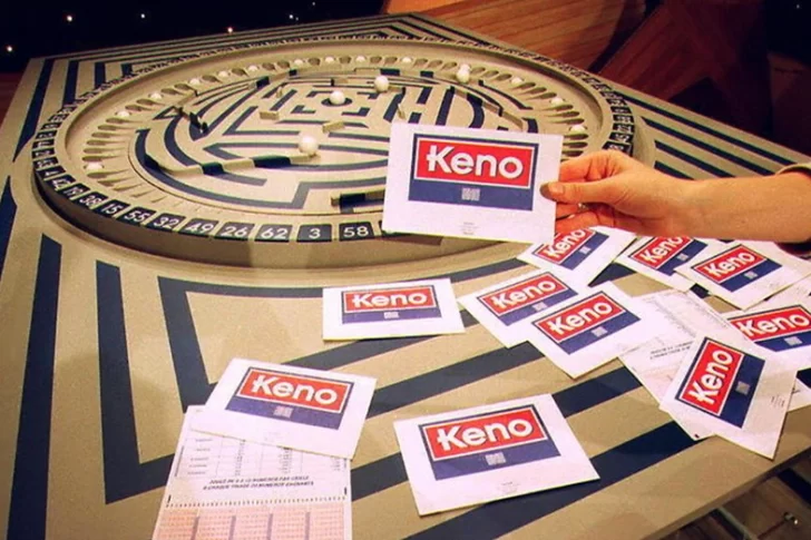 Compró por error dos billetes en vez de uno y ganó 4,5 millones de dólares en la lotería