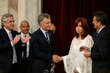 Macri, en su libro: “La ex presidenta no está bien, no sé si alguna vez lo estuvo” Macri, en su libro: “La ex presidenta no está bien, no sé si alguna vez lo estuvo”