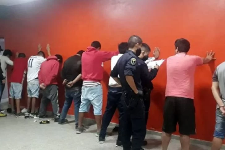 Preparan una “patrulla antifiestas” para evitar las juntadas clandestinas