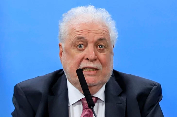 Ginés González García: “El país logrará la inmunidad recién después de julio”