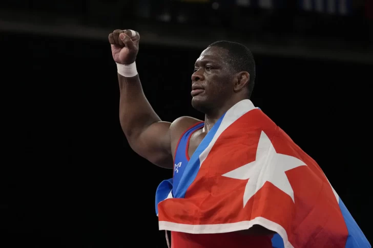 El cubano Mijaín López se convierte en el único luchador en ganar 4 títulos olímpicos
