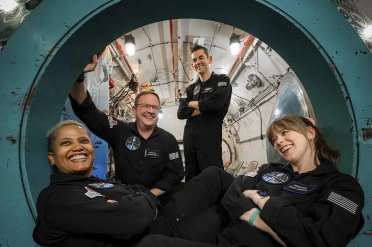 SpaceX lanza al espacio la primera misión con una tripulación totalmente civil