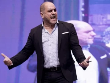 Detuvieron a Leonardo Cositorto, líder de Generación Zoe, acusado de estafas Detuvieron a Leonardo Cositorto, líder de Generación Zoe, acusado de estafas