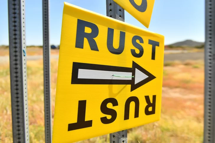 Difunden imágenes inéditas del set de “Rust” tras el disparo fatal de Baldwin