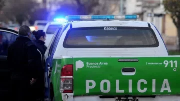 Un policía mató a balazos a un motochorro que intentó robarle el auto Un policía mató a balazos a un motochorro que intentó robarle el auto