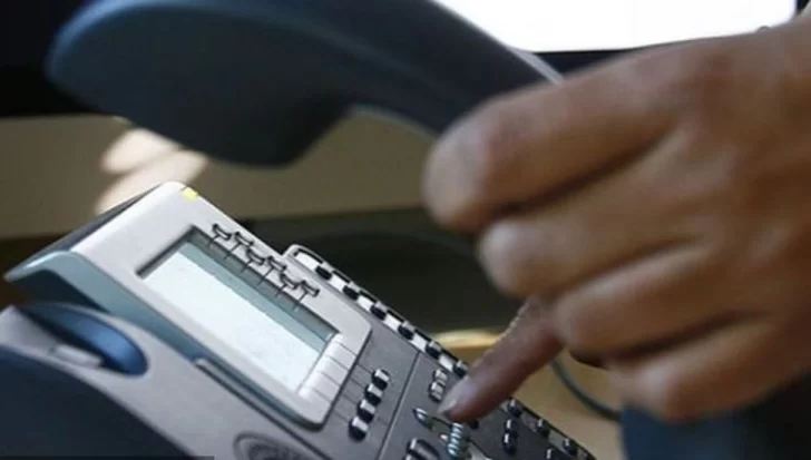 Quisieron hacerle el cuento del tío y un remisero se lo advirtió: una mujer fue detenida Quisieron hacerle el cuento del tío y un remisero se lo advirtió: una mujer fue detenida